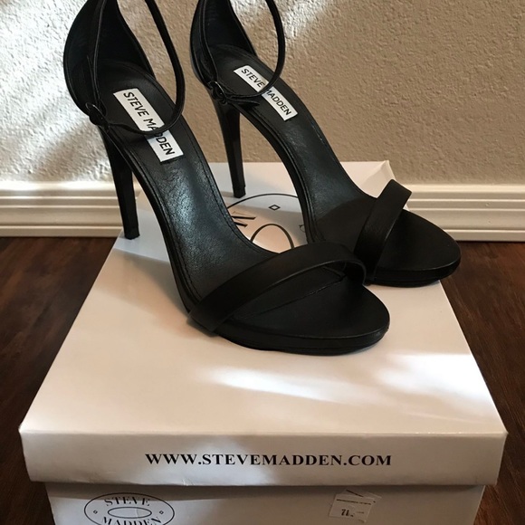 Steve Madden black heels - Picture 2 of 3